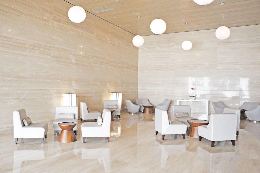 Hotel Santika Mega City Bekasi Exteriör bild